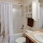 Know-Setting-Ground-Rules-For-a-Bathroom-Remodel-on-contribution-space