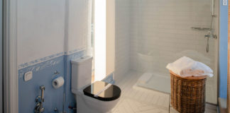 Get-Amazing-Ideas-for-Your-Small-Bathroom-on-contribution