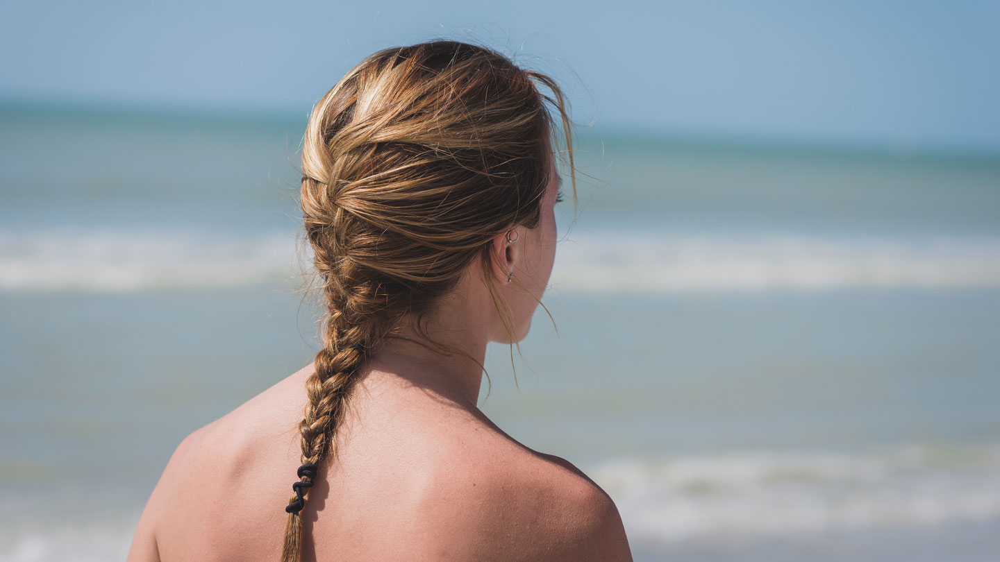 The-Hairstyle-Guide-of-Spring-Break-Are-Worth-Trying-on-contribution